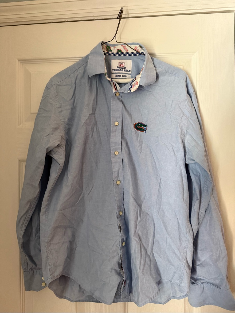 Thomas Dean Light Blue Casual Button-Down Shirt with Embroidered Logo